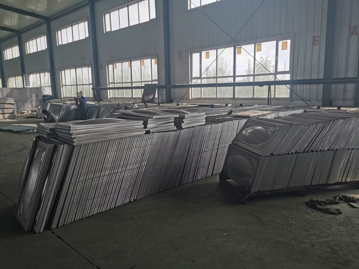 北京水箱|玻璃鋼水箱|搪瓷鋼板水箱|北京宏鵬興茂環?？萍加邢薰?>
      </div>
    </div>
    <!--視頻 end-->
    <!--about-->
    <div   id=